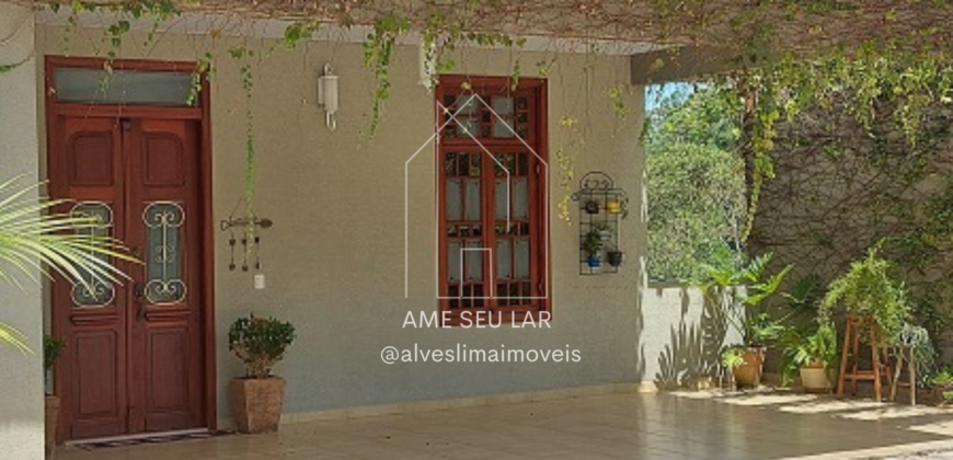 Casa à venda no Residencial Colinas de São Francisco