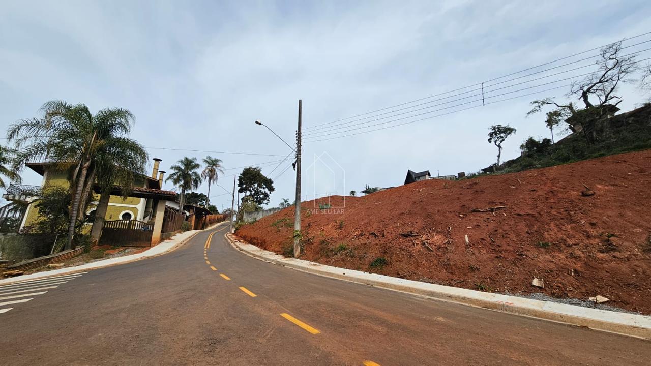 Terreno no Bosque das Pedras