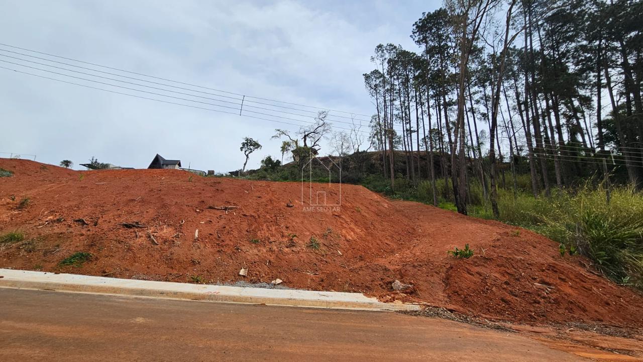 Terreno no Bosque das Pedras